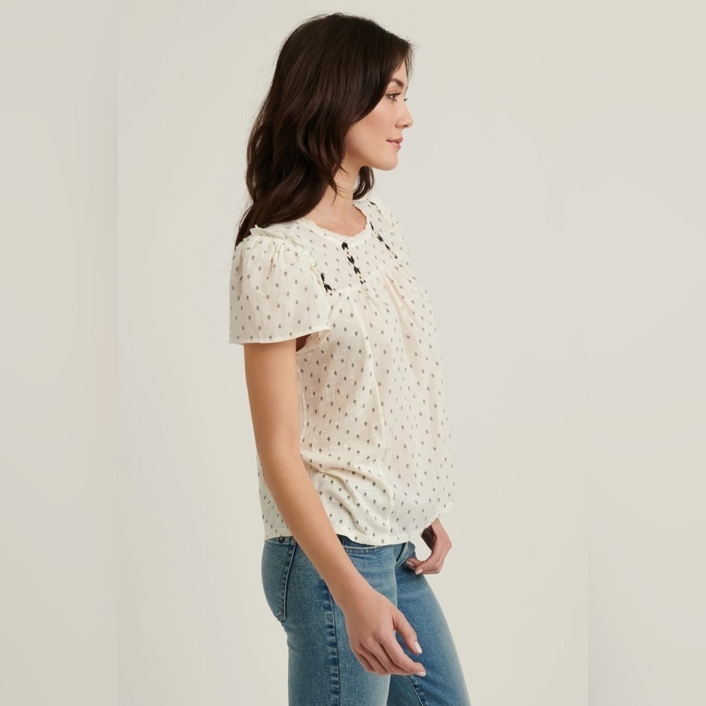 Nwt Women’s LUCKY BRAND novelty short sleeve peasant top- Size Small - Picture 2 of 8